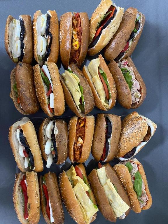 כריך בדיוק בזמן כריך בדיוק בזמן