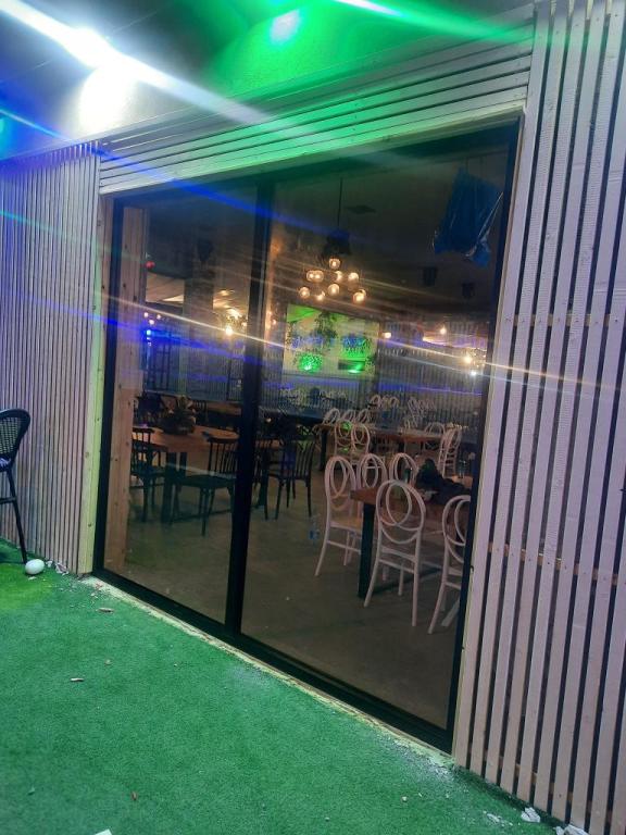 איציק עבודות אלומניום איציק עבודות אלומניום