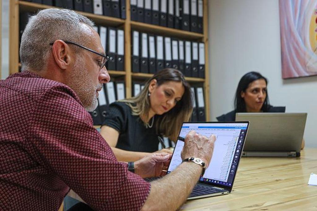 עופר פרץ עופר פרץ