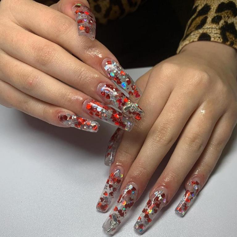 רומיקס ציפורניים רומיקס ציפורניים