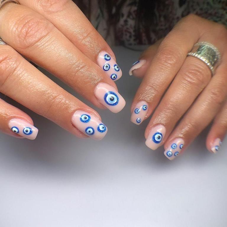 רומיקס ציפורניים רומיקס ציפורניים