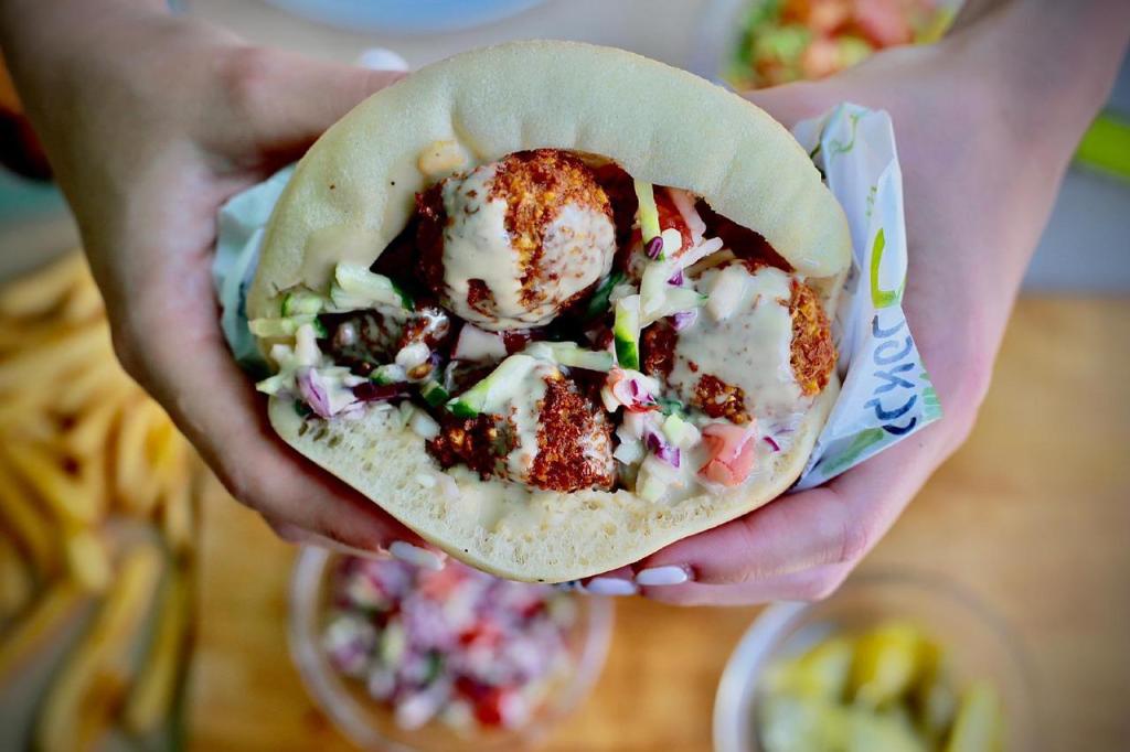 פלאפל ושווארמה של הירוק פלאפל ושווארמה של הירוק