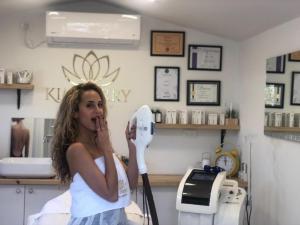 Kim perry cosmetic