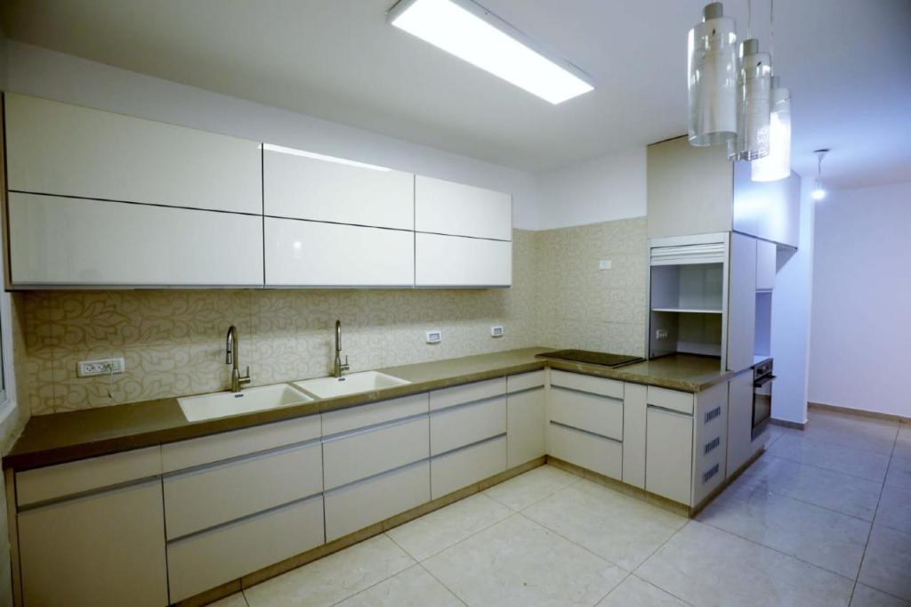 בני נגרות בני נגרות