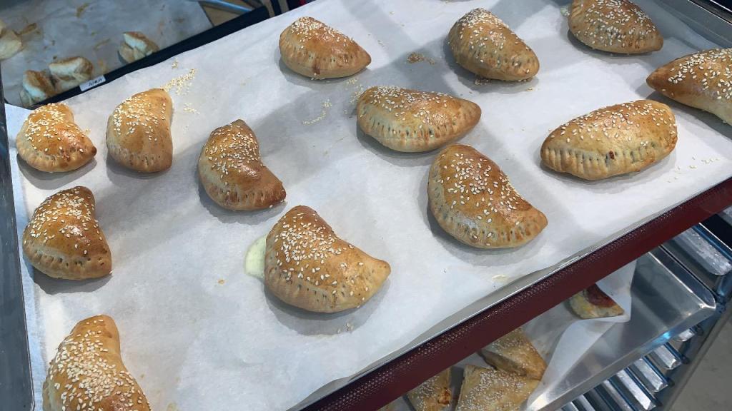 מאפיית סרוסי מאפיית סרוסי