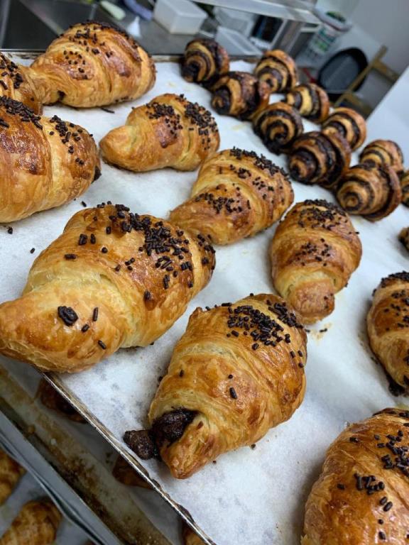 מאפיית סרוסי מאפיית סרוסי