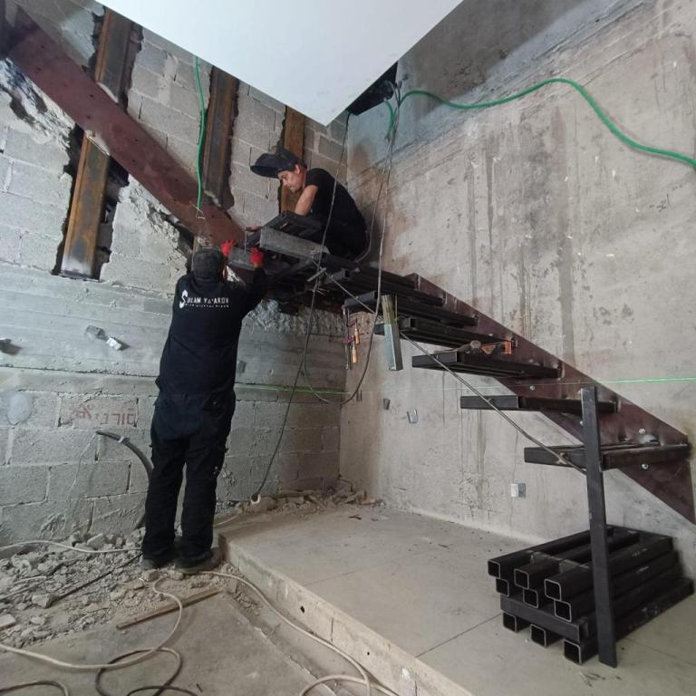 ירדן גוטמן ירדן גוטמן