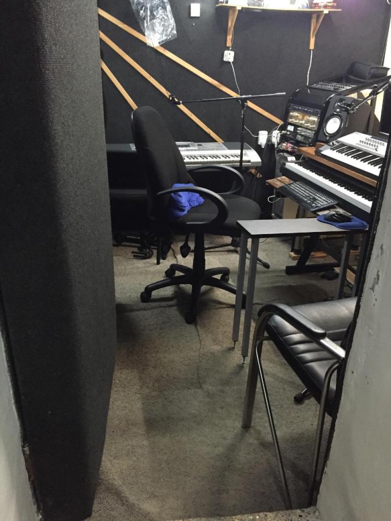 S.R.Studio S.R.Studio