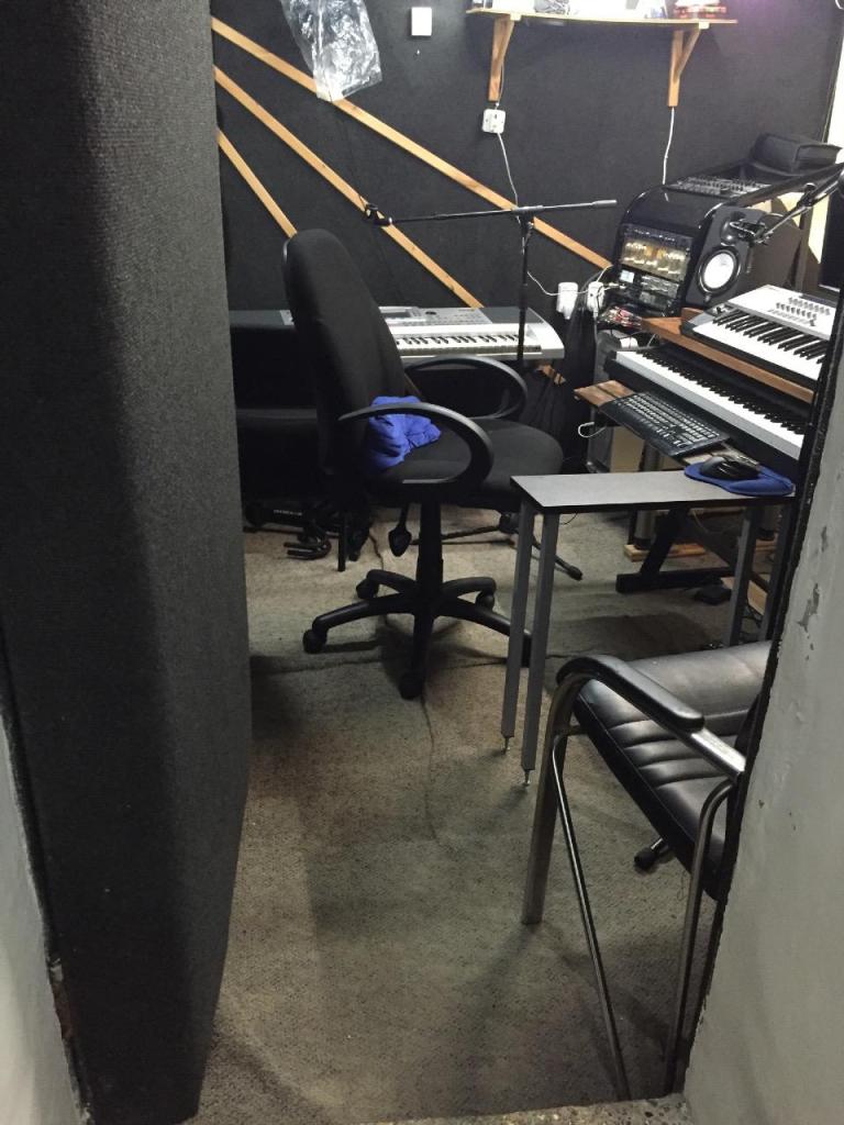 S.R.Studio S.R.Studio