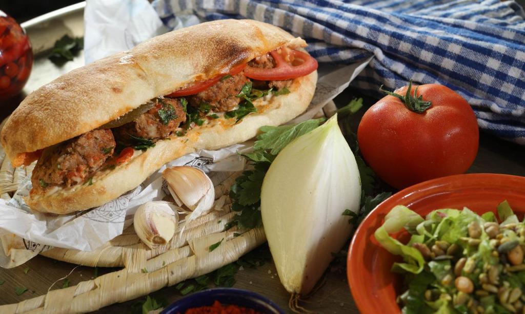 צ'יצ'ו פרנה בר מרוקאי צ'יצ'ו פרנה בר מרוקאי