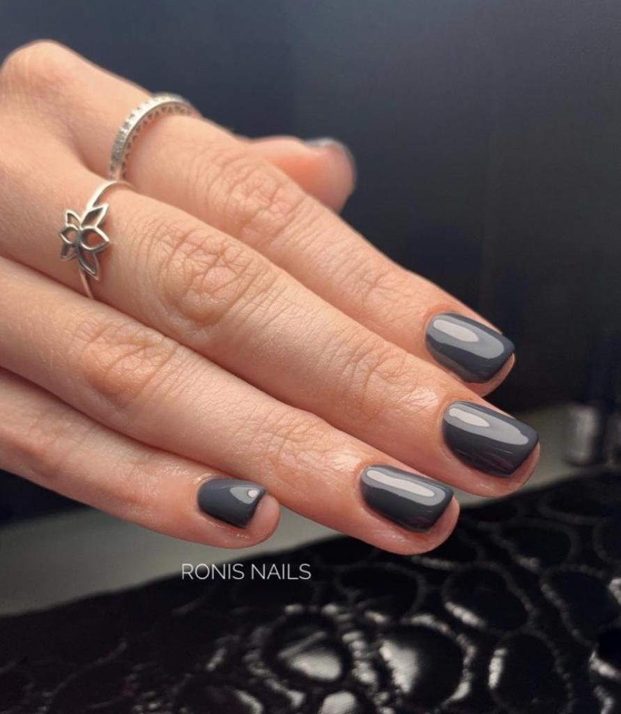 Ronis Nails Ronis Nails