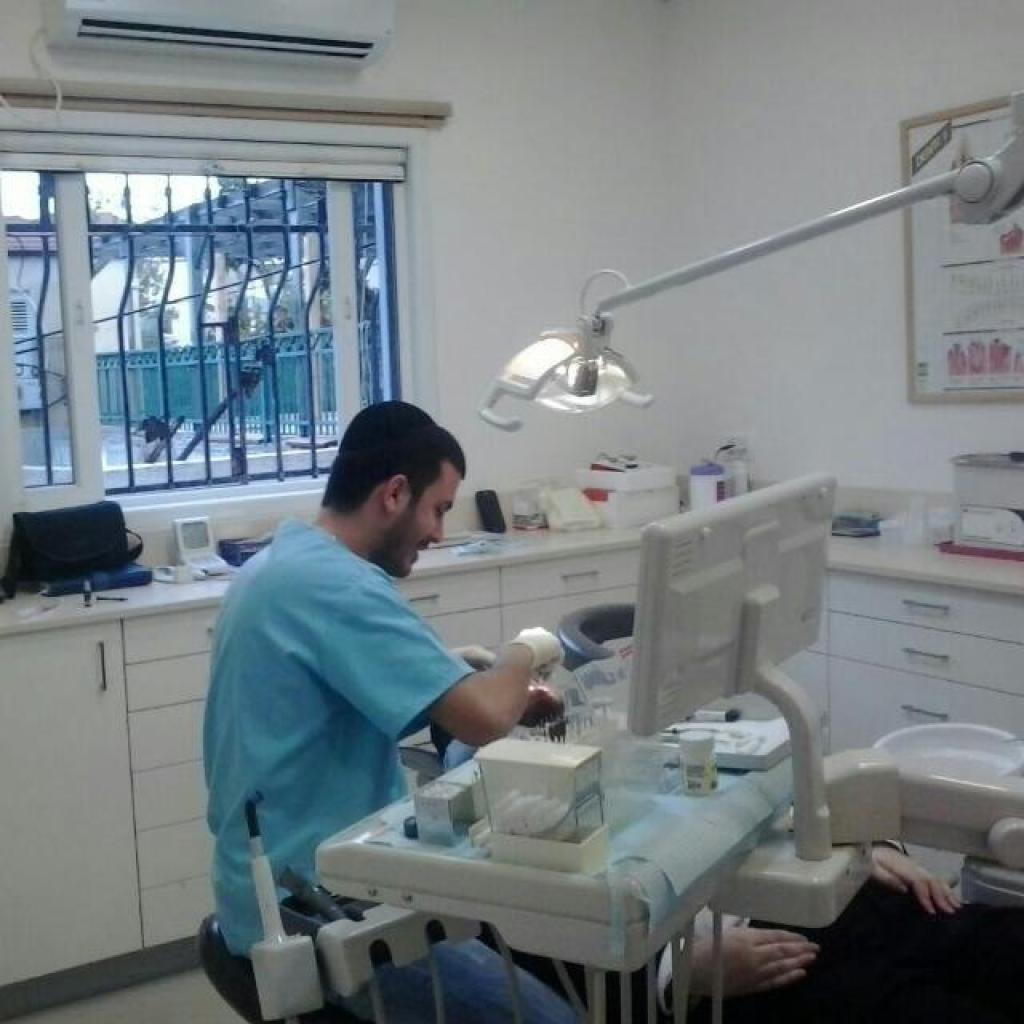 ד"ר מאור ניאזוב ד"ר מאור ניאזוב