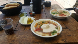 באביה החומוס והפול