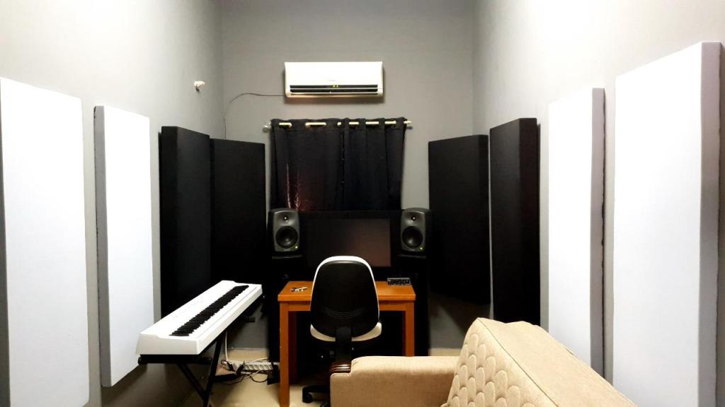 אם.טי אקוסטיקה אם.טי אקוסטיקה