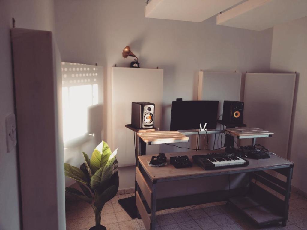 אם.טי אקוסטיקה אם.טי אקוסטיקה