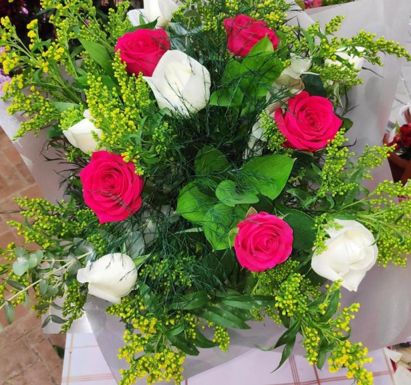 פרחי לאב פרחי לאב