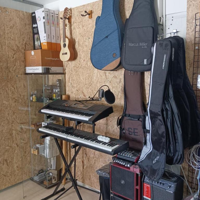 אוריאור אוריאור