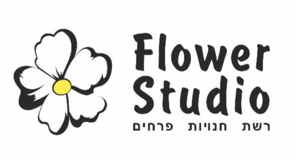 Flowers Studio Flowers Studio