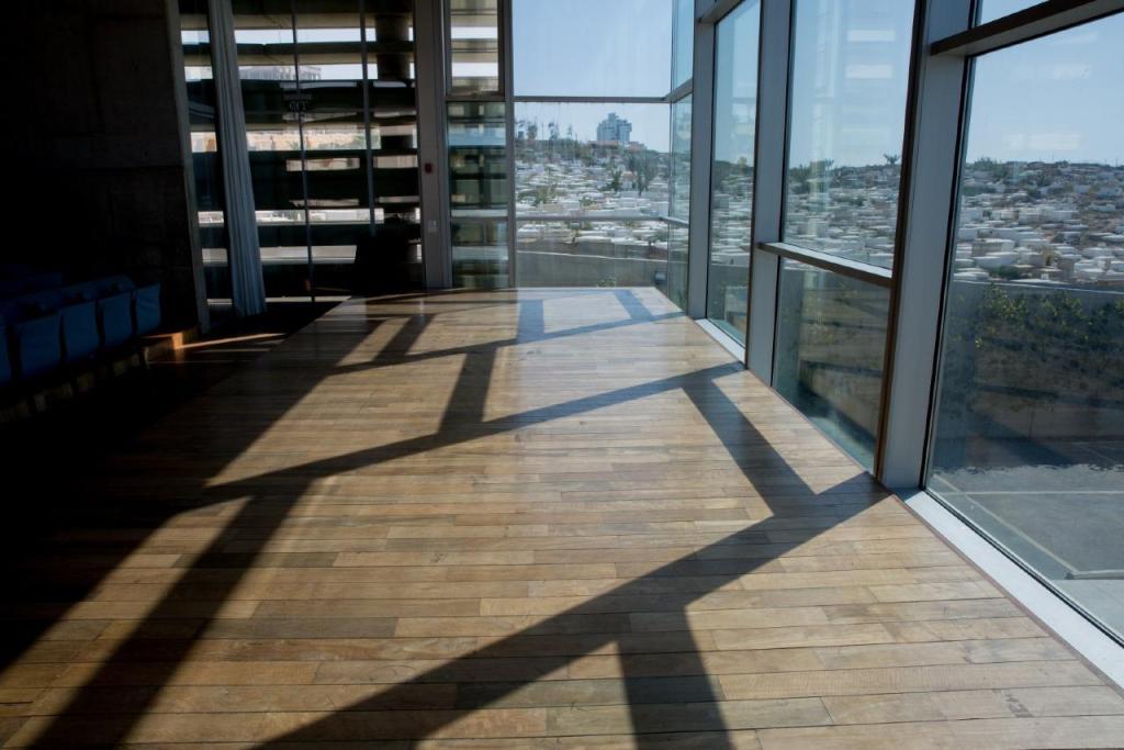 הרקולס רצפות עץ הרקולס רצפות עץ