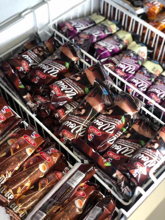 פרולי גלידות ומתוקים פרולי גלידות ומתוקים