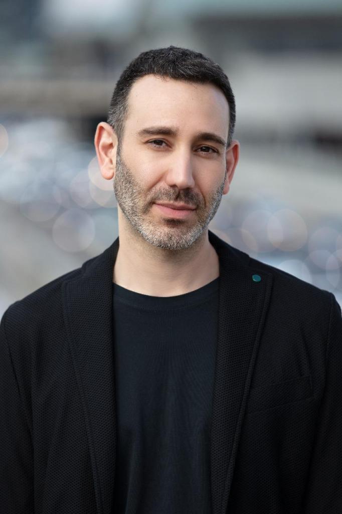 ניר ששון ניר ששון