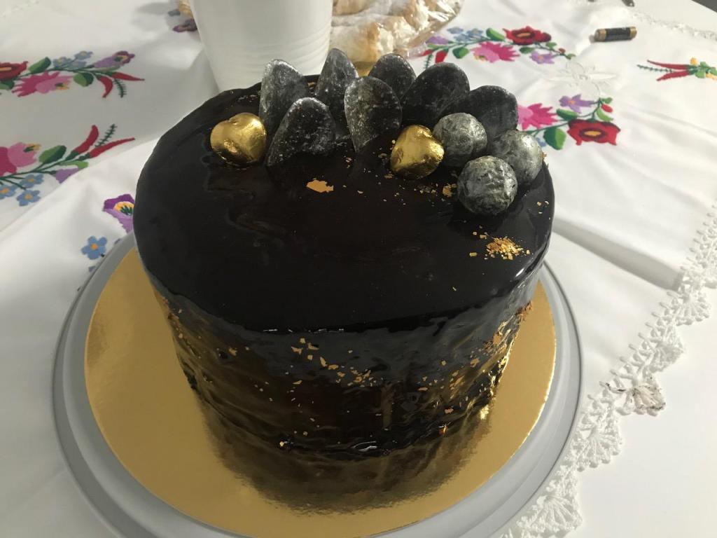 נופיה קייקס נופיה קייקס