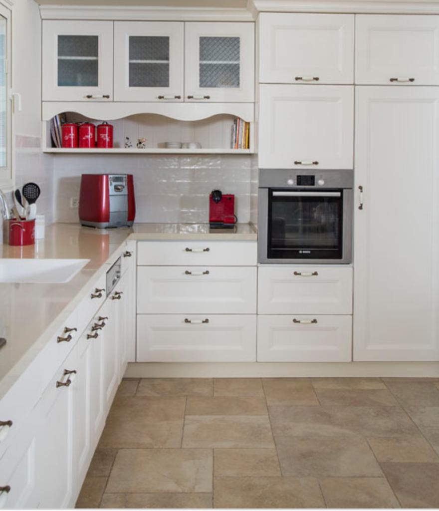 נגרית עתאמנה בלאל נגרית עתאמנה בלאל