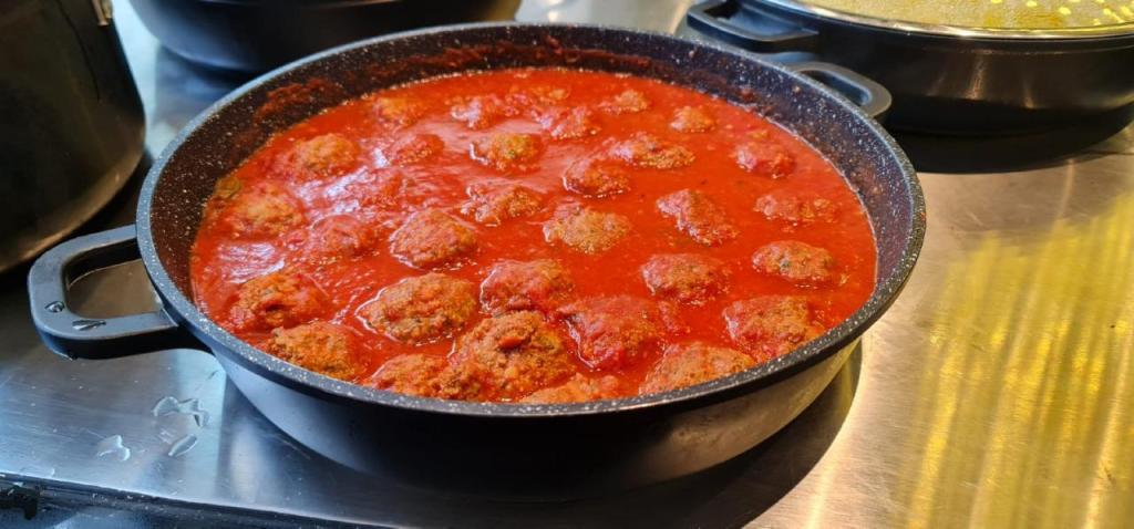 מאכלה מאכלה