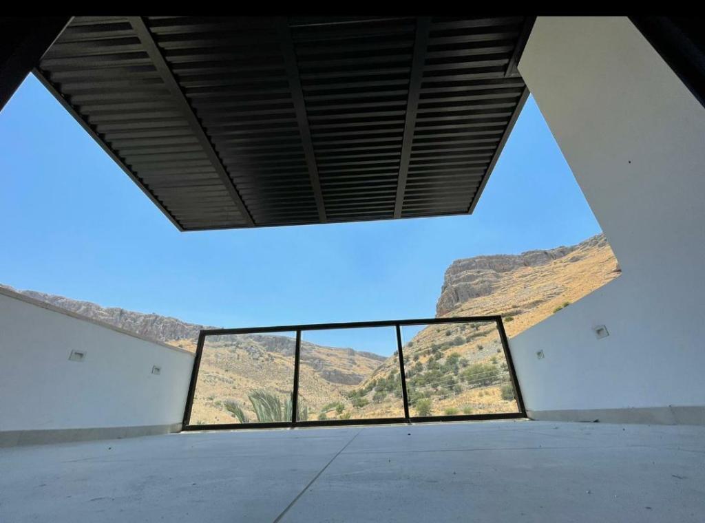 אופאל אלומיניום אופאל אלומיניום