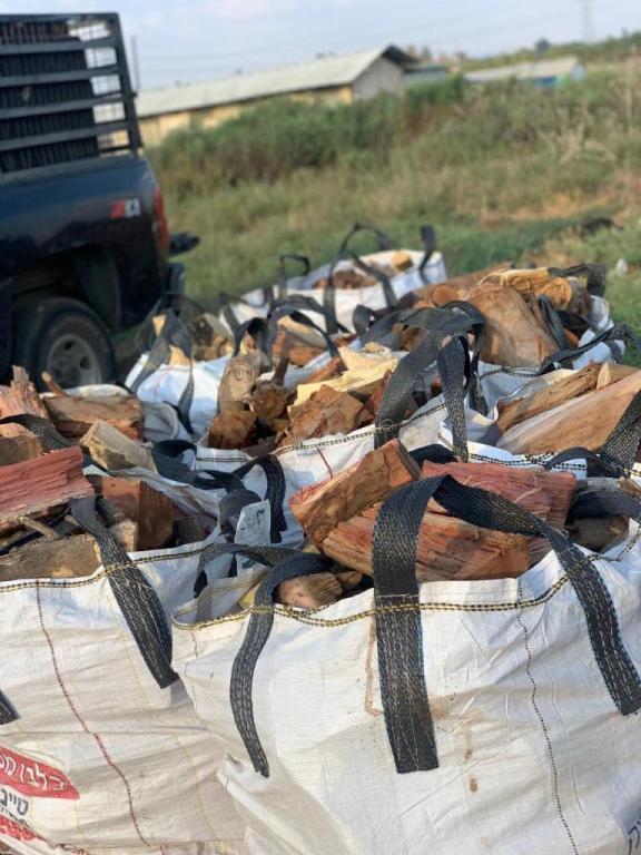 דורון עצים להסקה דורון עצים להסקה