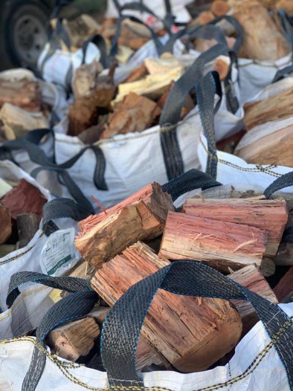 דורון עצים להסקה דורון עצים להסקה