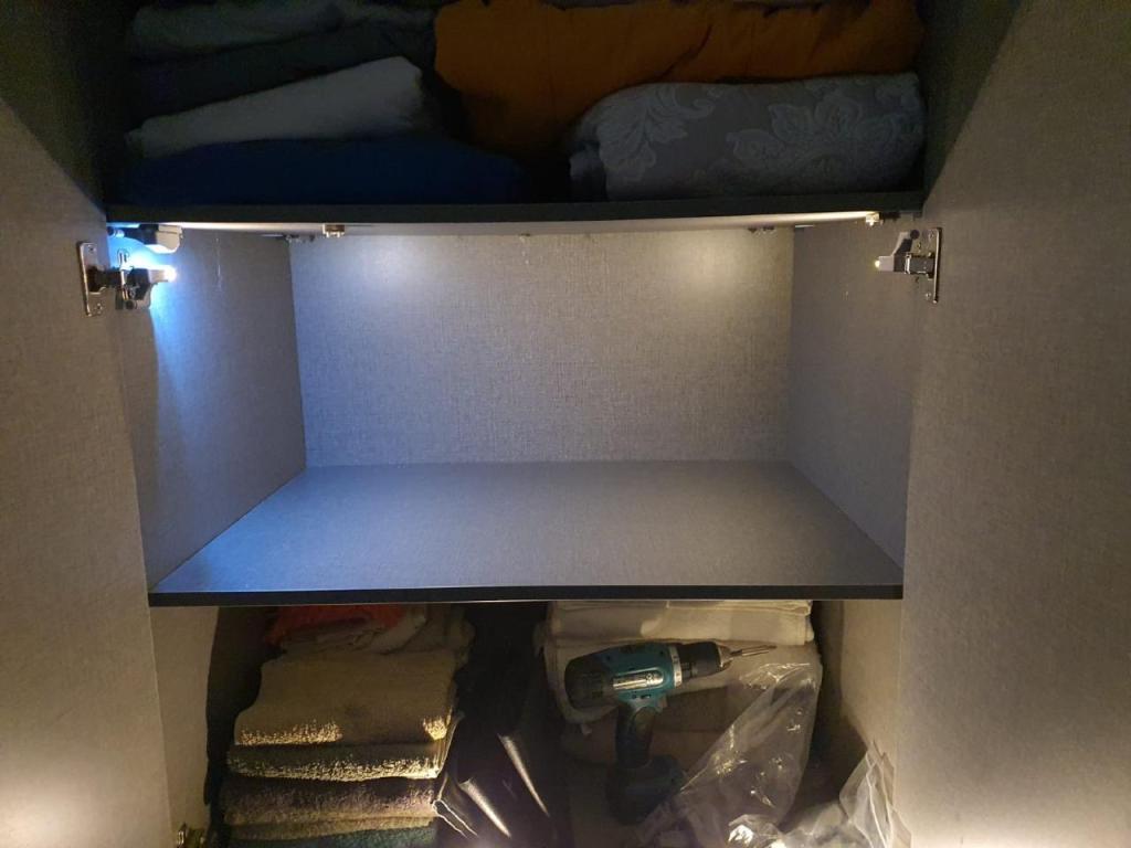 בן בן מנעולן בן בן מנעולן