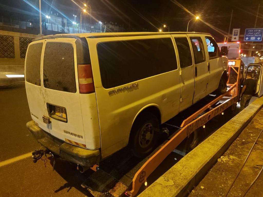 לאקי גרר לאקי גרר