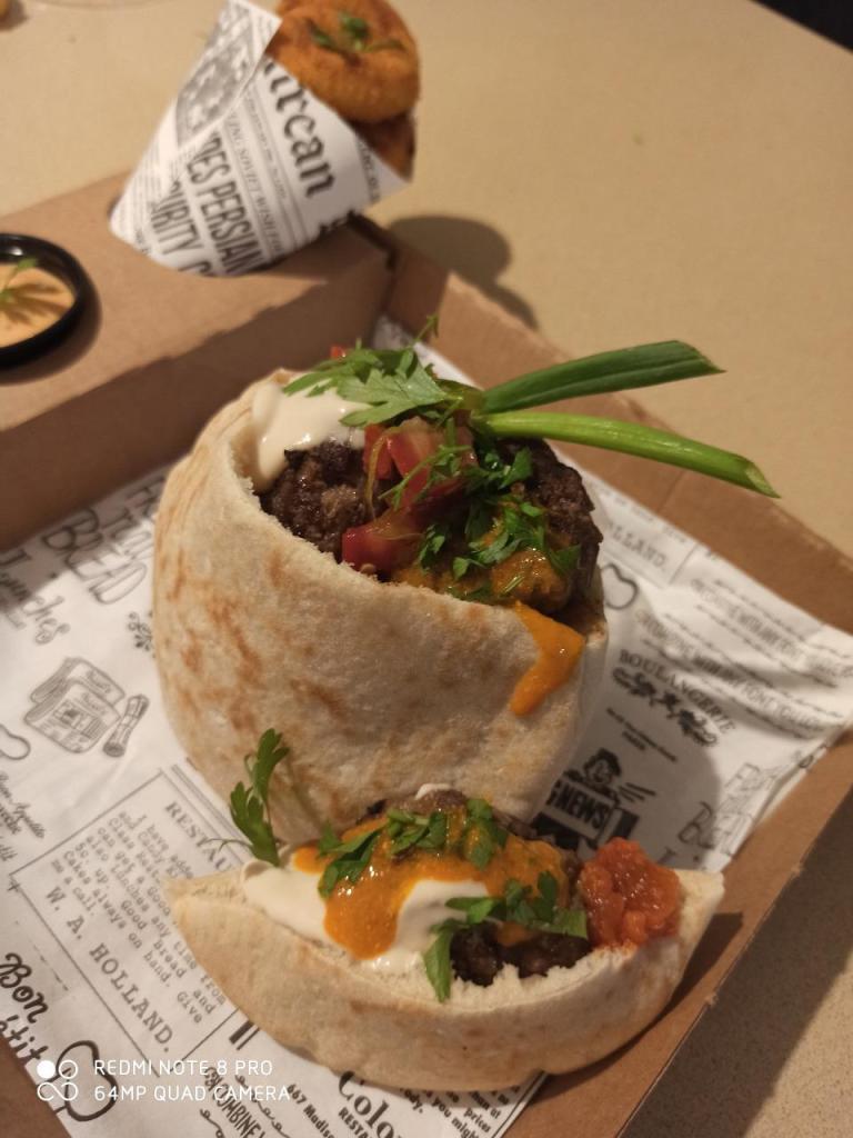 פיתנזון כל ביס חגיגה פיתנזון כל ביס חגיגה