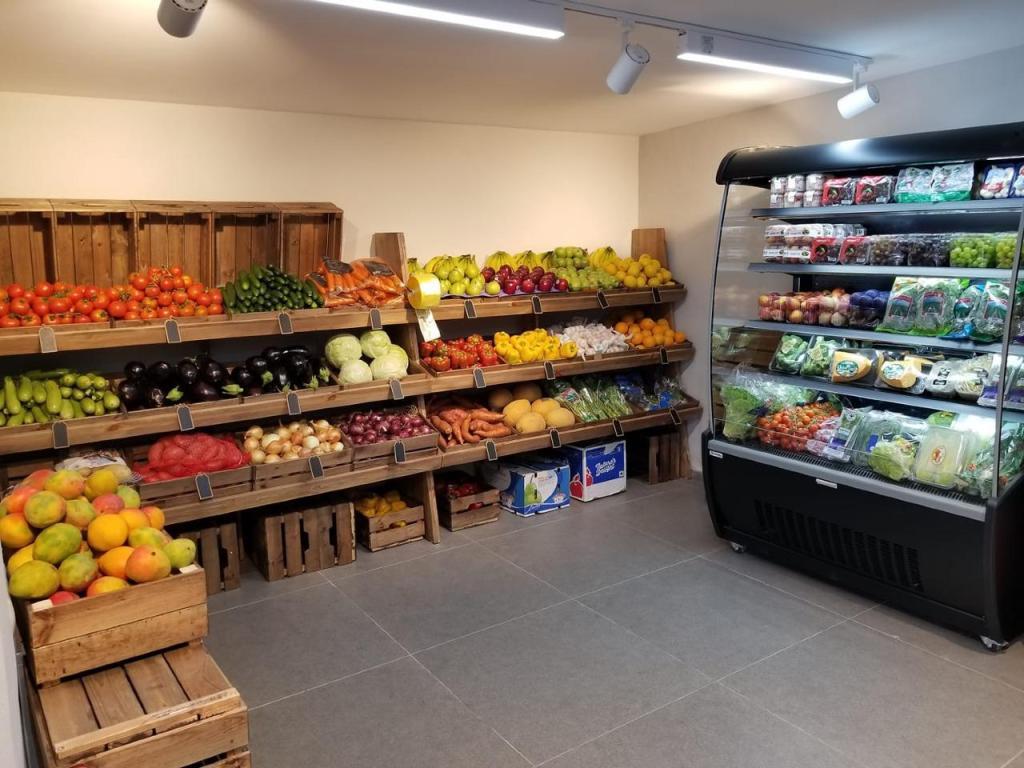 שבי ציון מרקט שבי ציון מרקט