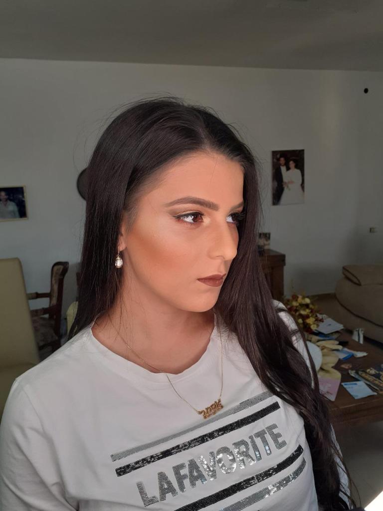 חגית ברום חגית ברום