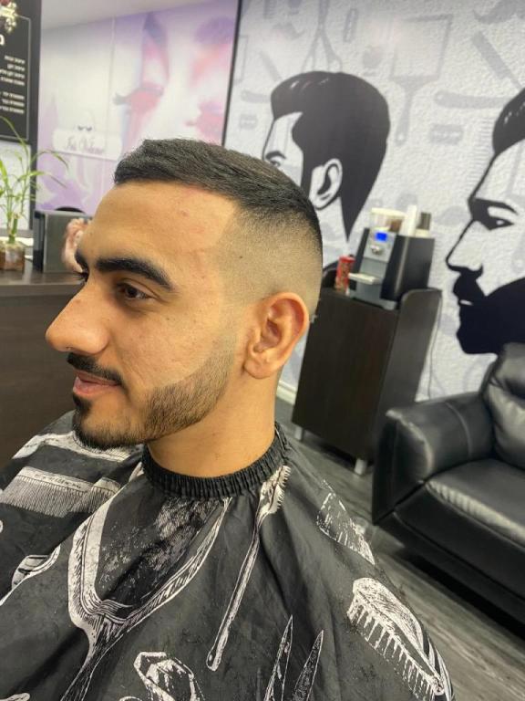 מספרת ניו יורק מספרת ניו יורק