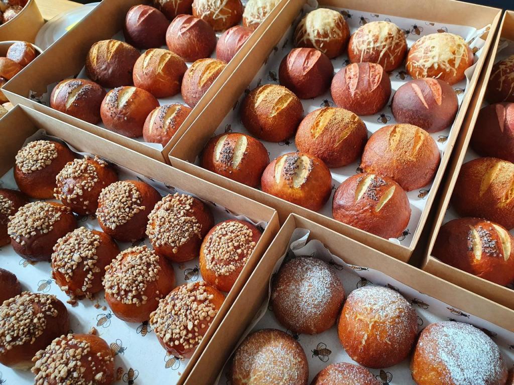 ברעצל BREZEL ברעצל BREZEL