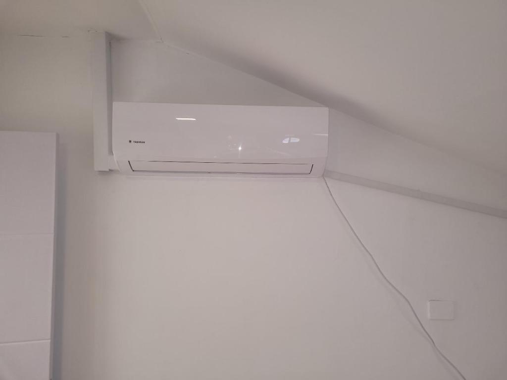 מיזוג לי מיזוג לי