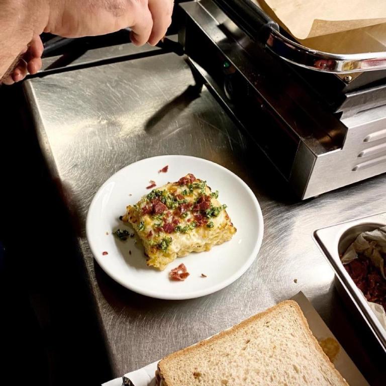 פלאזה בר פלאזה בר