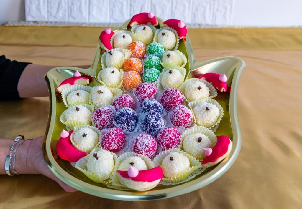 חינה'ניות חינה'ניות