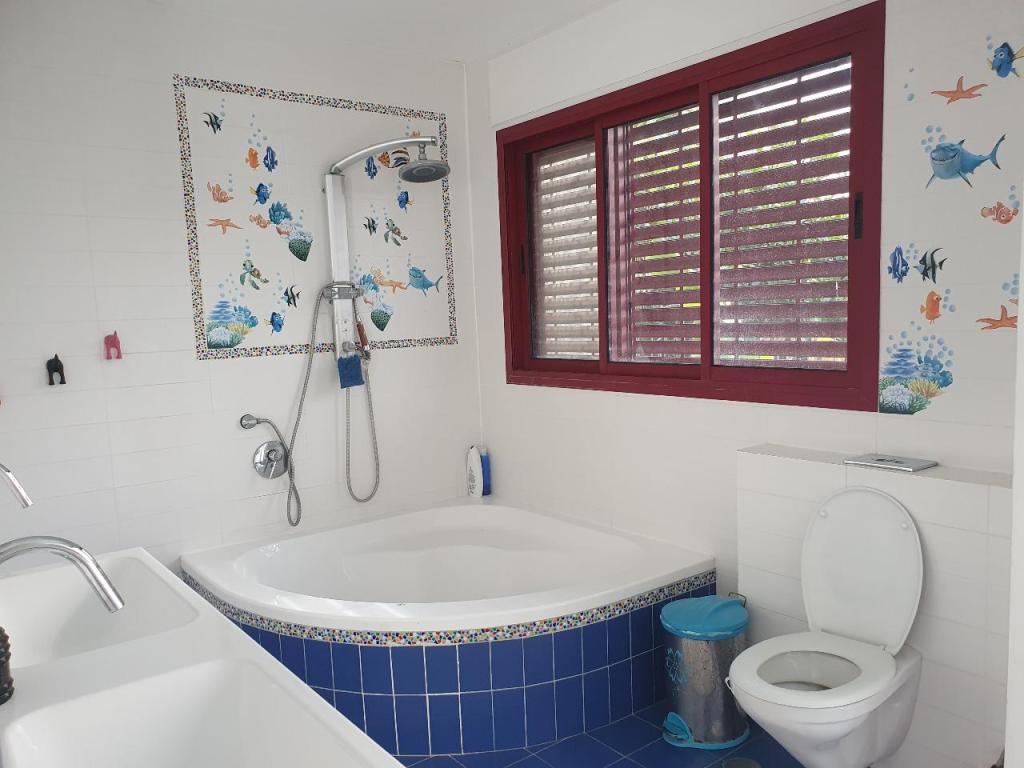 עופר אביזרים ואלומיניום עופר אביזרים ואלומיניום