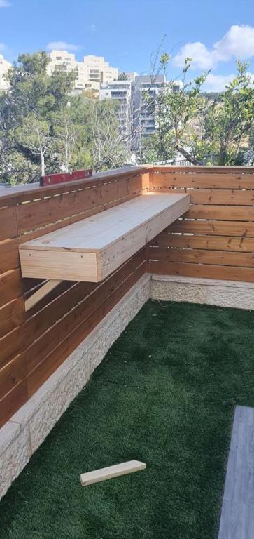 ש.ב עבודות עץ ש.ב עבודות עץ