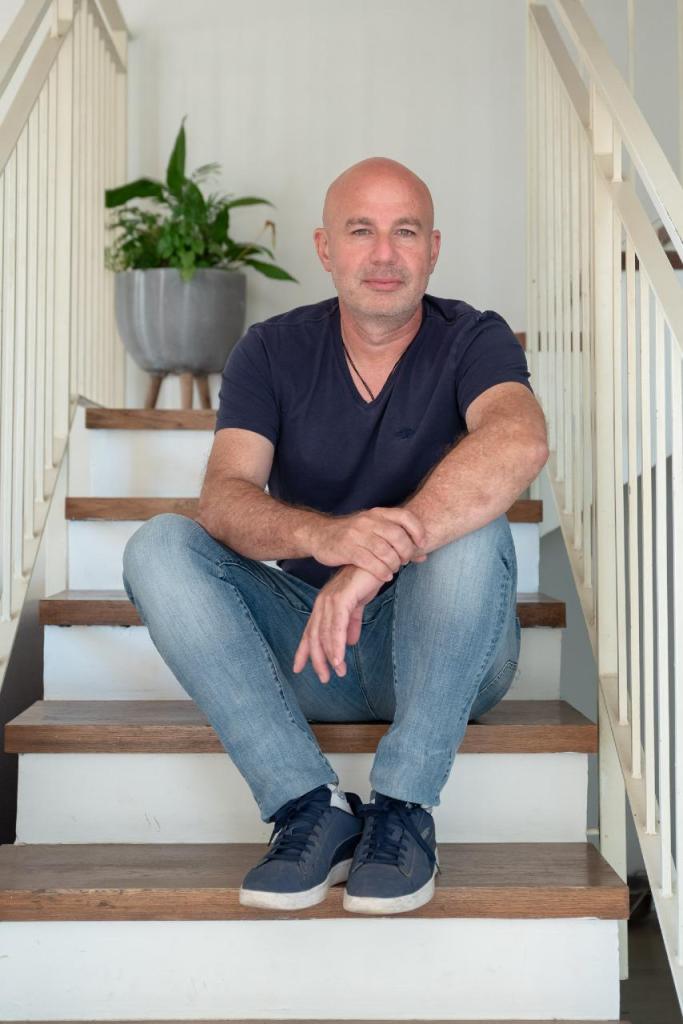 שרון גולדברג שרון גולדברג