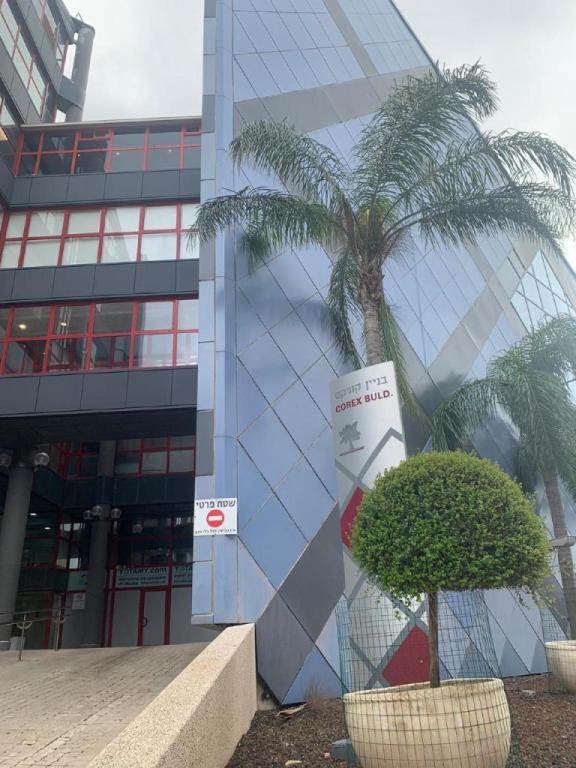 לירון שגב עו"ד ונוטריון לירון שגב עו"ד ונוטריון