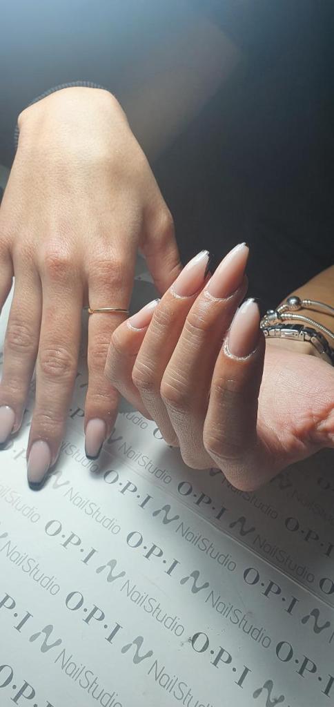 Jenail's אומנות הציפורן Jenail's אומנות הציפורן