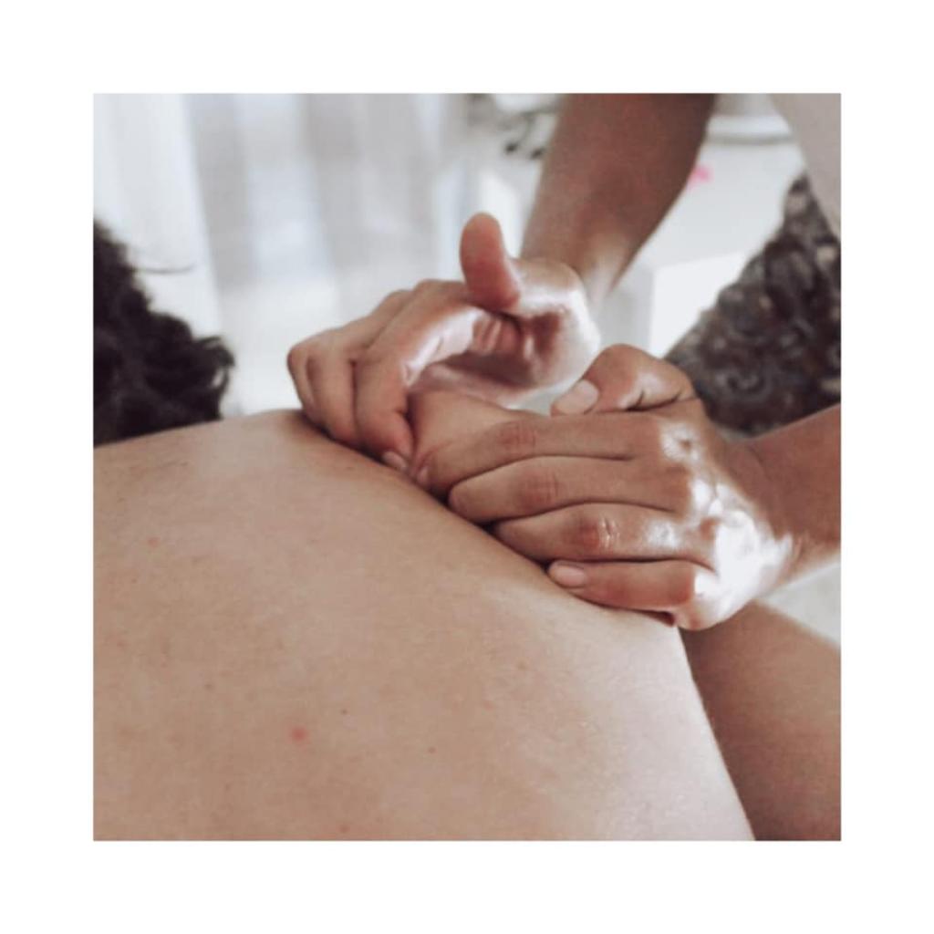 מסאז' עם נתי מסאז' עם נתי