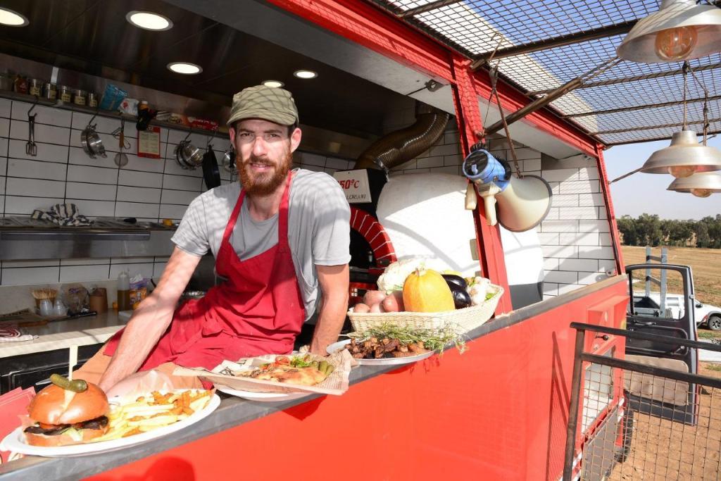 102 Meating Point 102 Meating Point