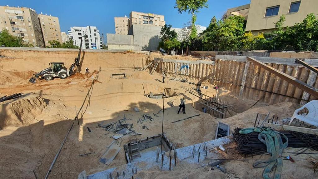 ראדפנה לבנייה ויזמות ראדפנה לבנייה ויזמות