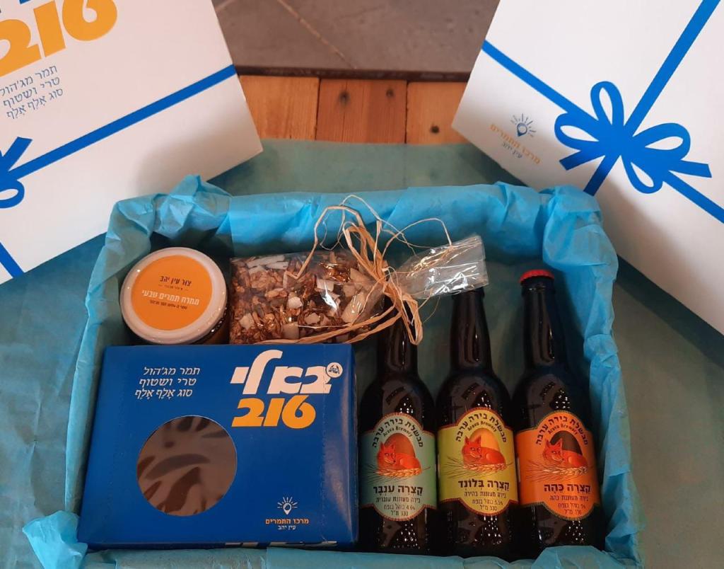 תמרים ומוצרי הערבה תמרים ומוצרי הערבה